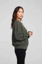 Load image into Gallery viewer, chaser-hartford-forest-night-green-pullover-02