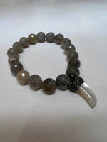 Load image into Gallery viewer, Labradorite Bracelet with Horn
