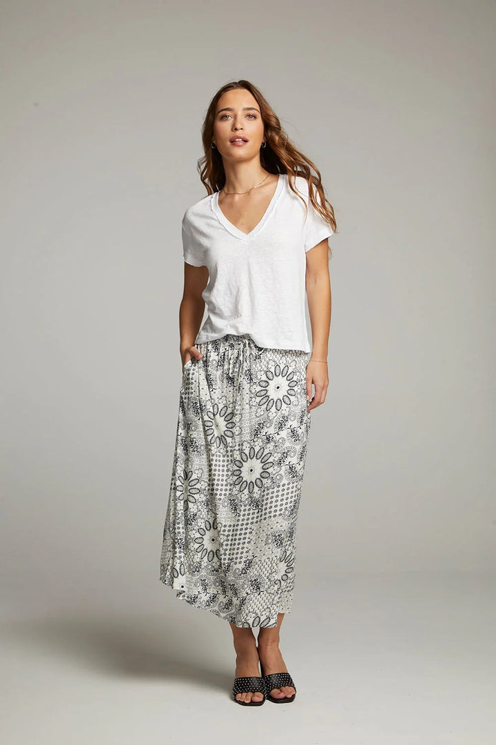 Chaser Gator White Linen Tee