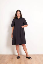 Load image into Gallery viewer, Foil Full Swing Trapeze Dress Black
