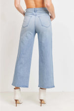 Load image into Gallery viewer, Just-Black-Denim-Cargo-Pocket-Wide-Leg-Back-Close-Up
