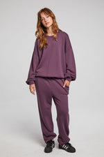 Load image into Gallery viewer, chaser-casbah-plum-pullover-05
