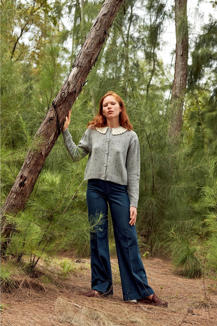 gigi-knitwear-dolly-cardi-sweater-grey-with-collar