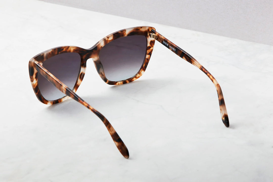 dick-moby-colombo-sunglasses-back