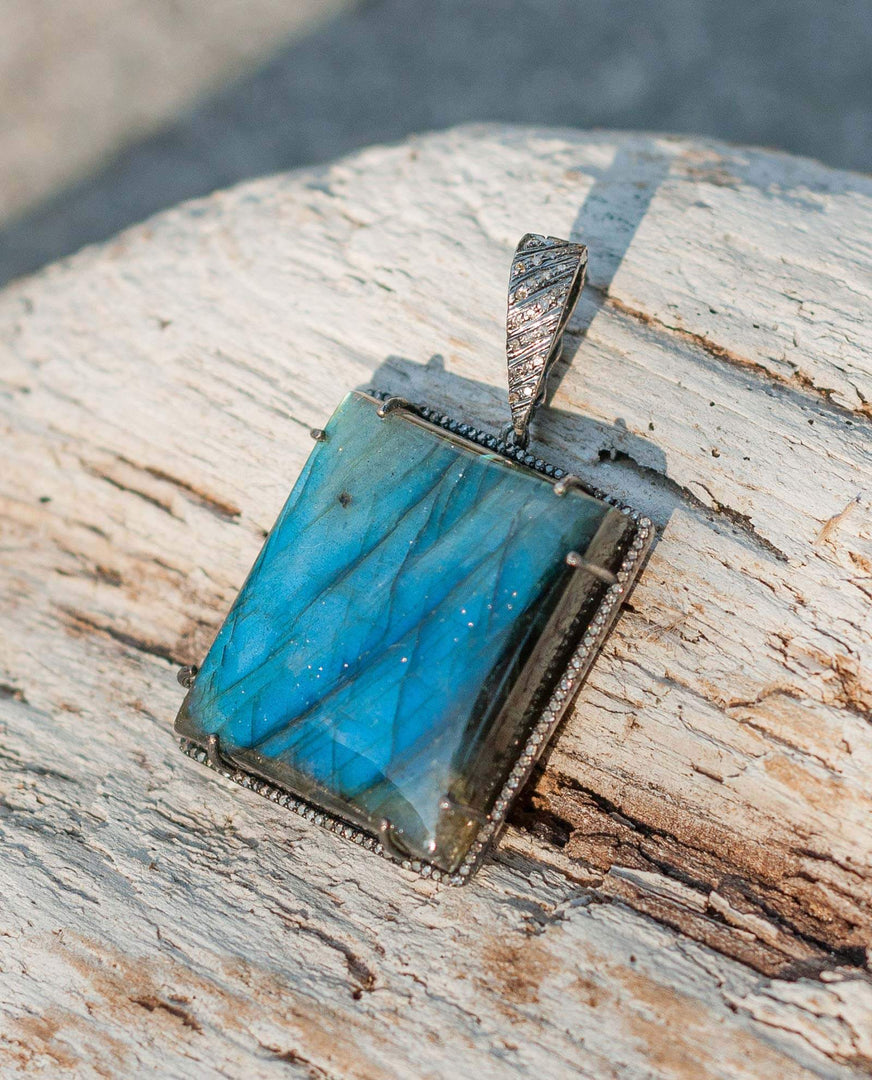 Labradorite Brilliant Square Diamond Pendant 3